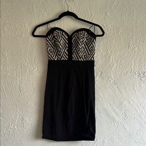 Guess Tan and Cream Strapless Sheath Dress Sweetheart Neckline